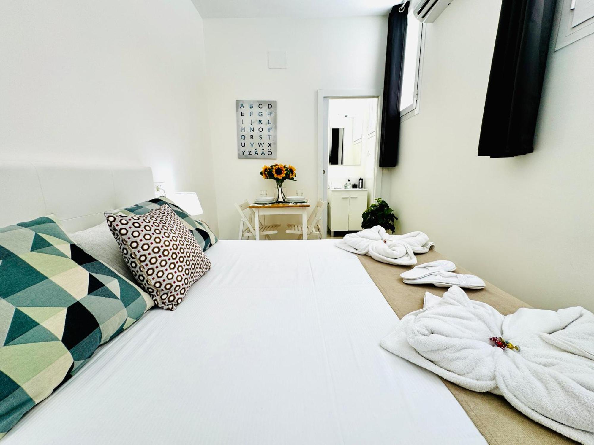 Cinco Torres Suites マドリード エクステリア 写真