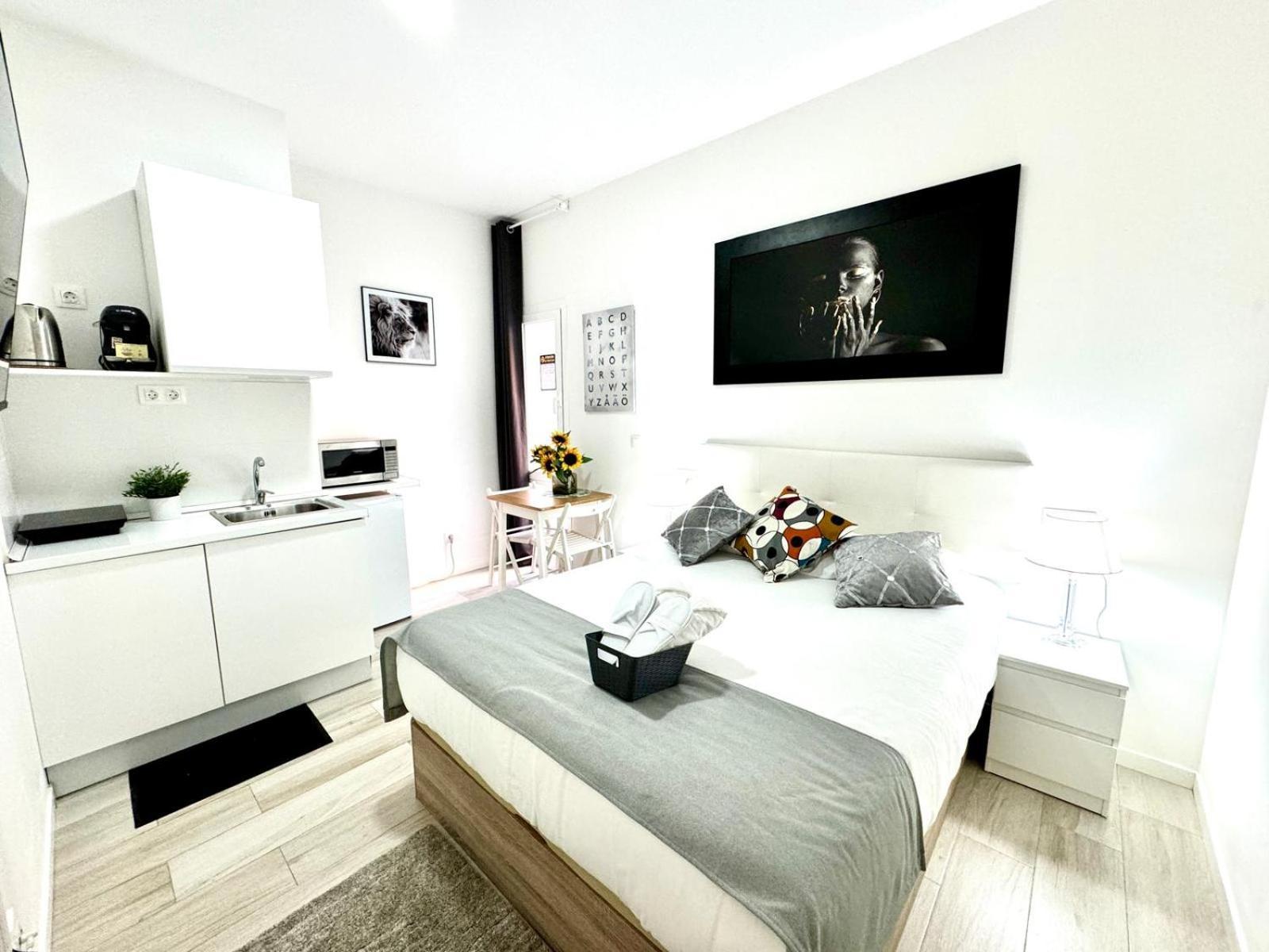 Cinco Torres Suites マドリード エクステリア 写真