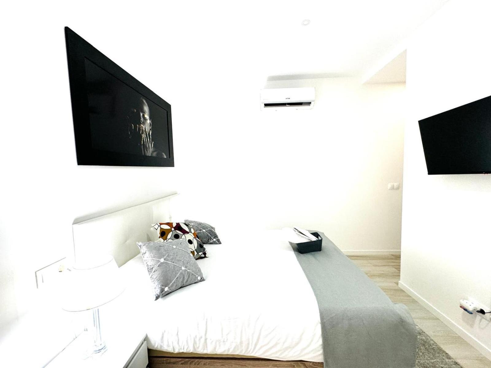 Cinco Torres Suites マドリード エクステリア 写真
